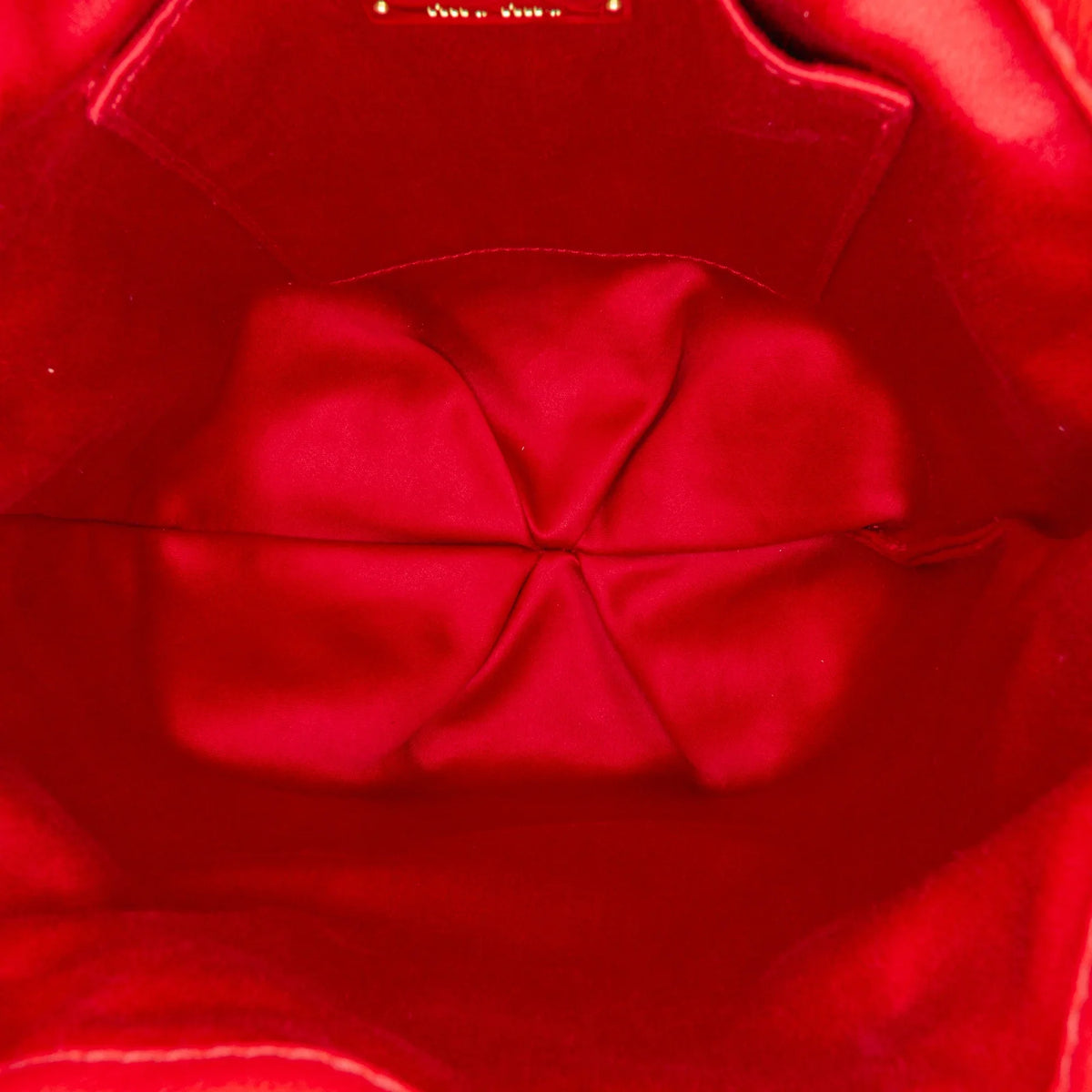 Miu Unisex Bucket Leather Accent Bag Pre-Owned (Good) Red Calf Tassel DrawstringBag Authenticated Miu
