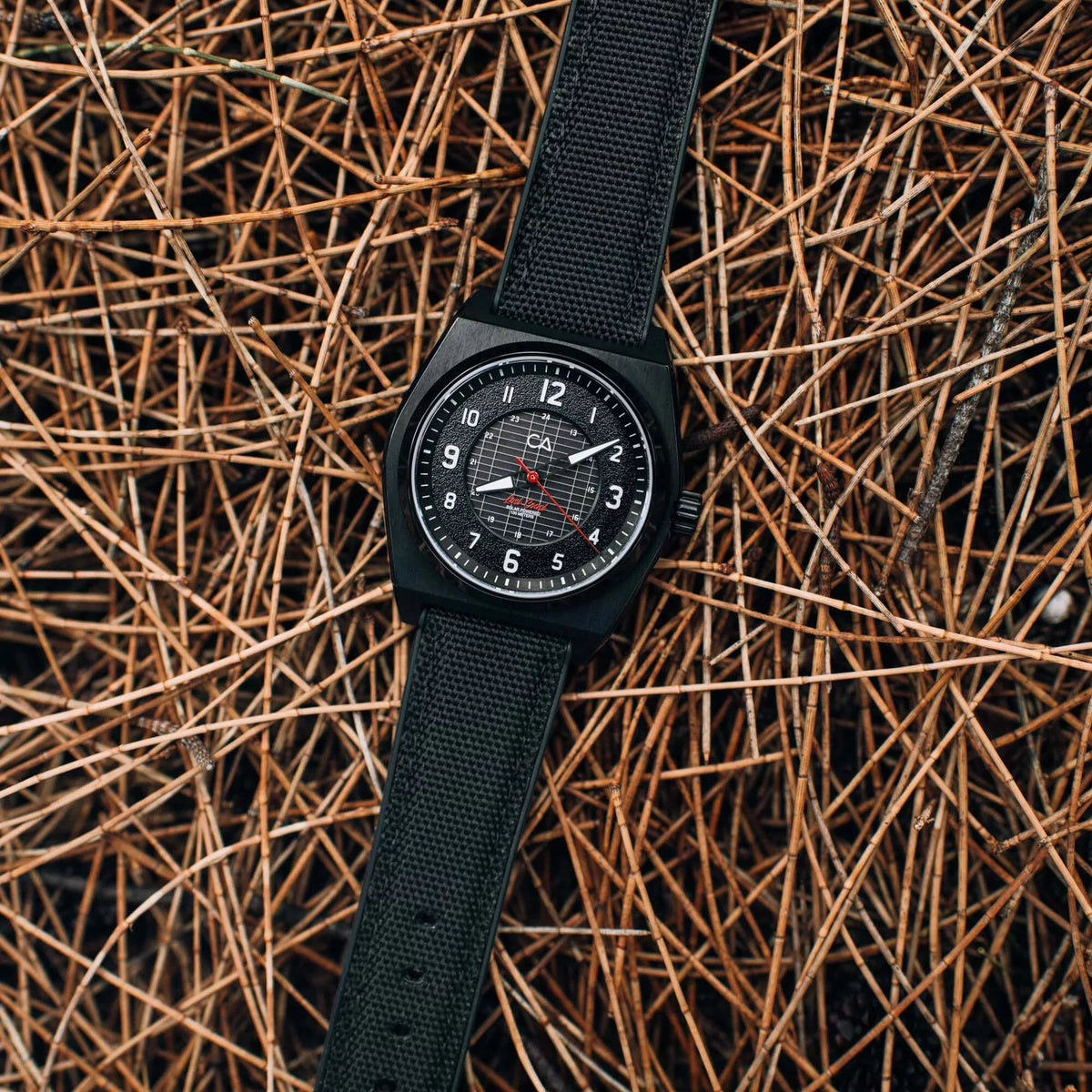 Co. Lost Midnight Solar Coast Field California Watch