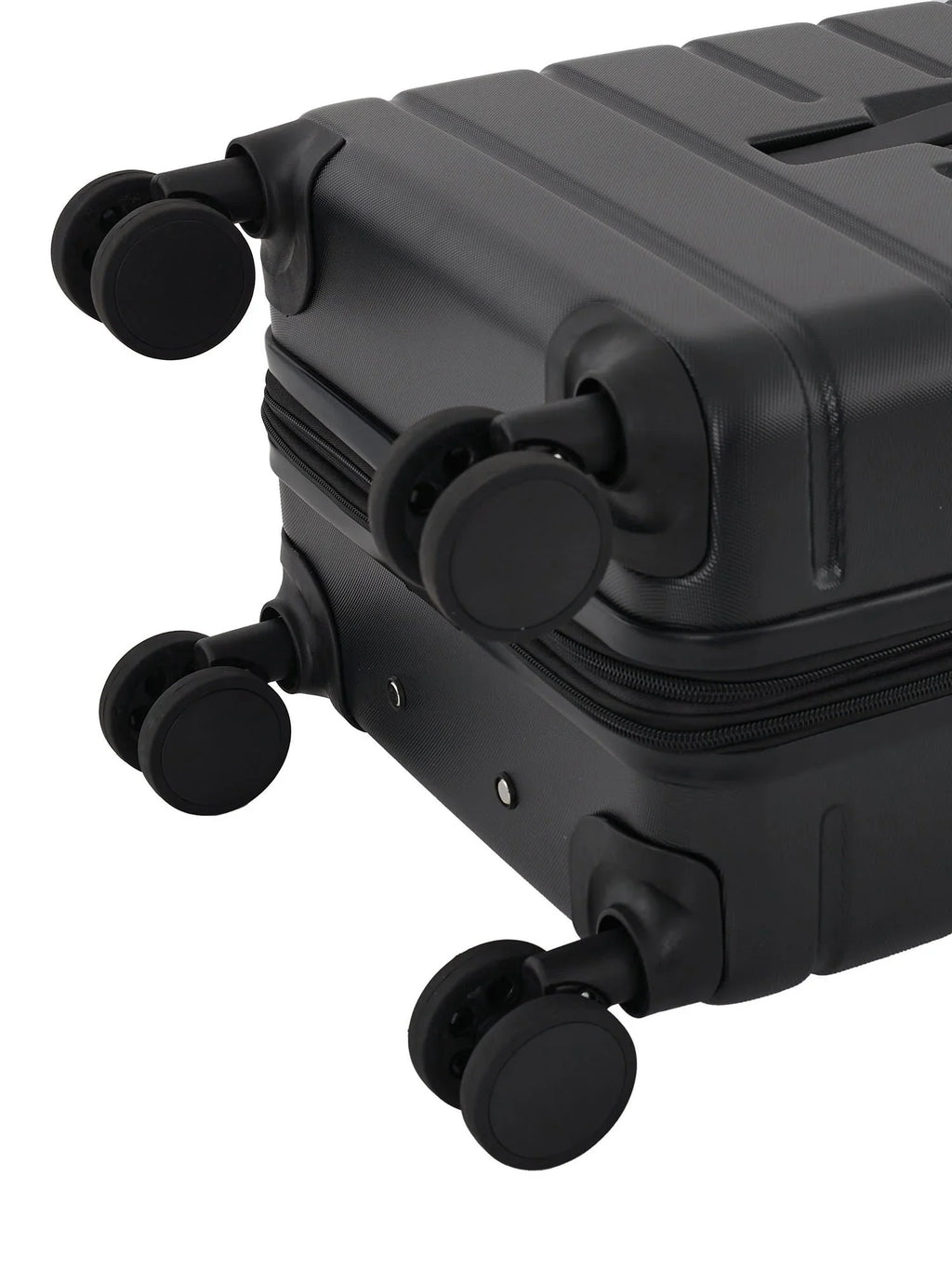 Wrangler 4pc with Trunk Black