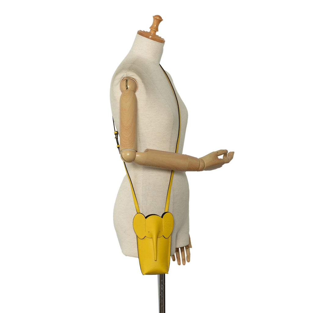 Pocket (Good) Elephant Yellow Authenticated Unisex Leather Pre-Owned Crossbody Calf Bag