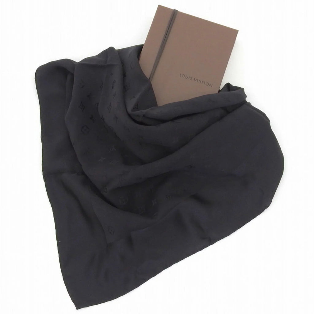 Pre-Owned (Like New) scarf Louis silk Vuitton black monogram
