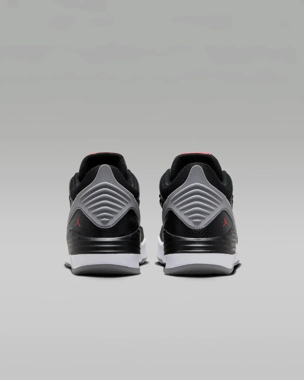 NR4814 (5Y) Max 5 Aura Older Kids DZ4352-061 Shoes Basketball Jordan Black/White Air