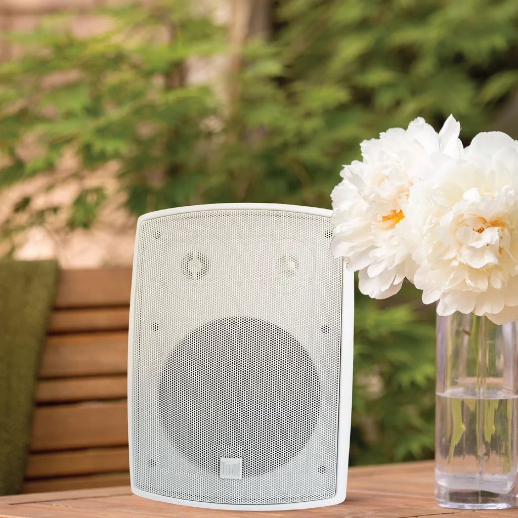 (White) LU53PW Speakers 3-Way Dual Indoor/Outdoor 5.25"