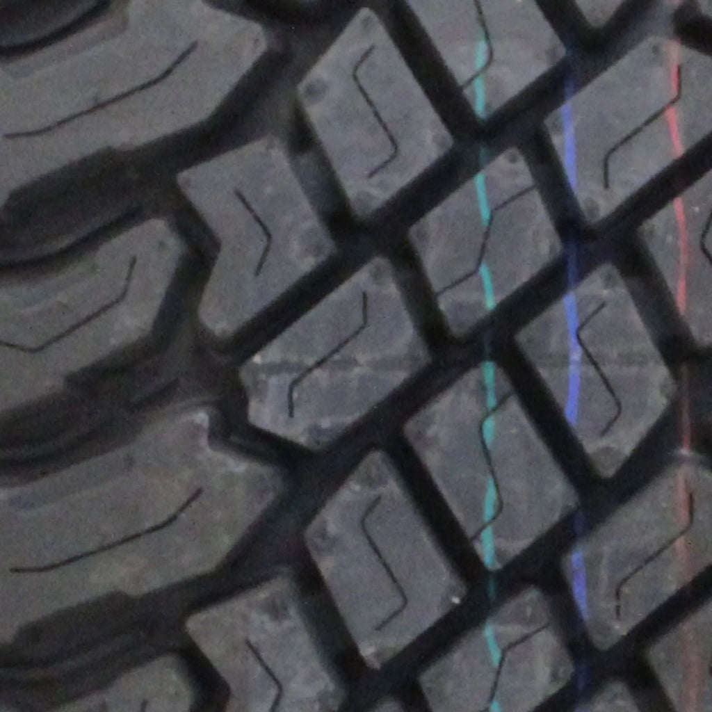 Tire E X/T Truck Light Trail Blade 125/122R All Atturo Terrain LT285/65R18