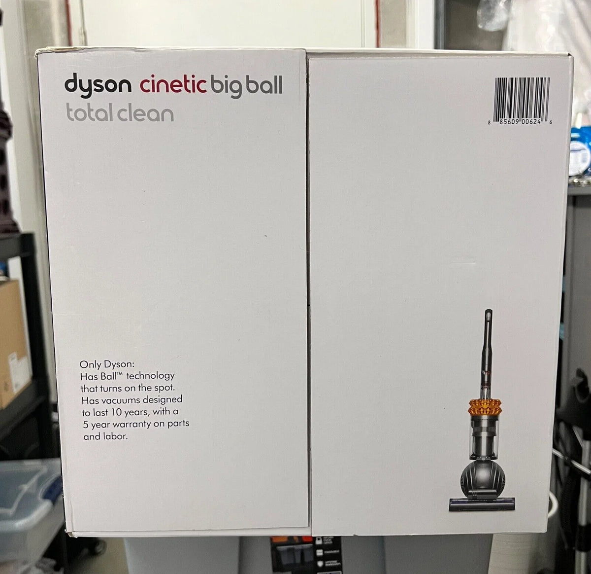Clean Yellow/Iron Ball | Dyson Big Vacuum Upright | Cinetic New Total