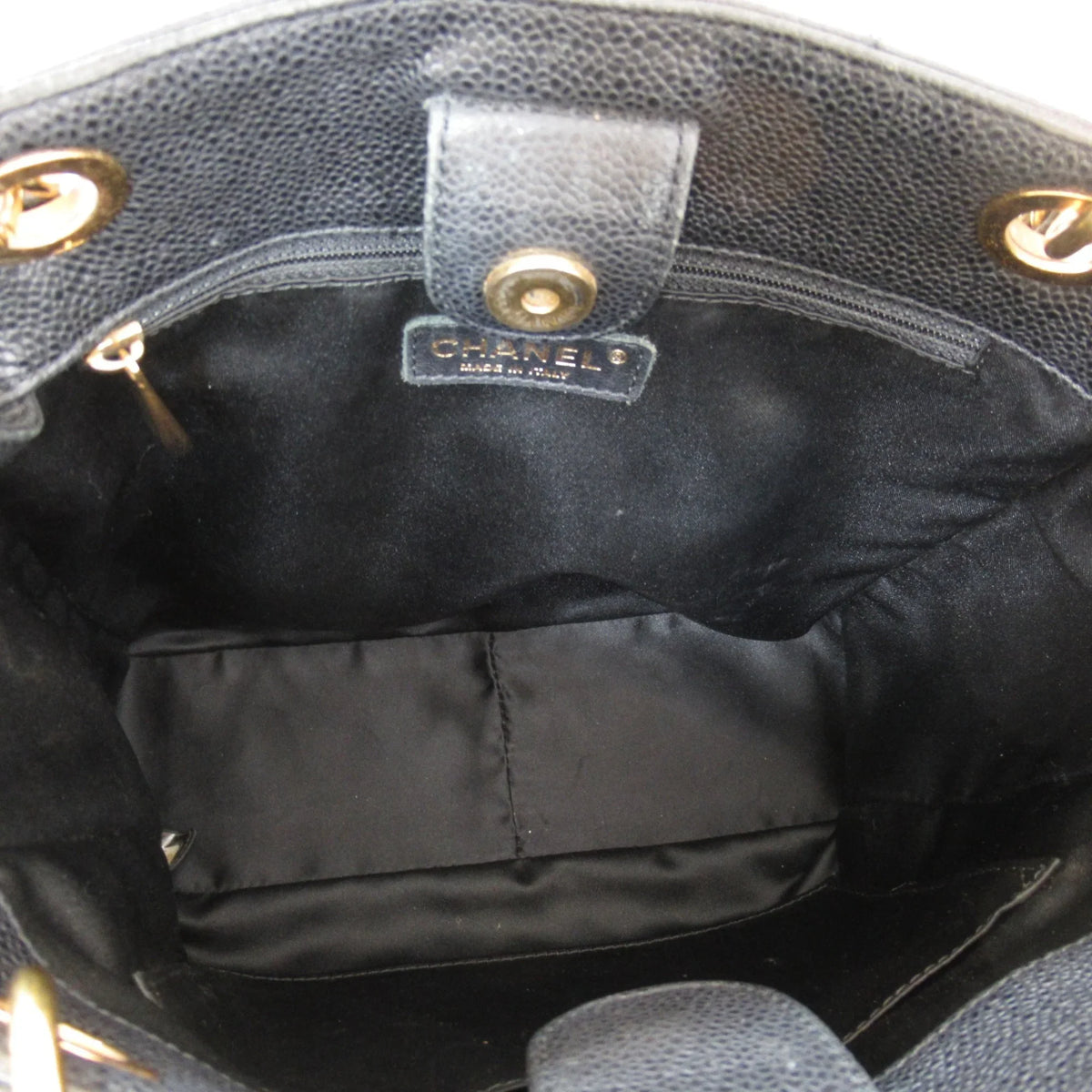 Pre-Owned ChainShoulder Caviar Bag Matelasse (Grained Calf) Black (Fair) Skin