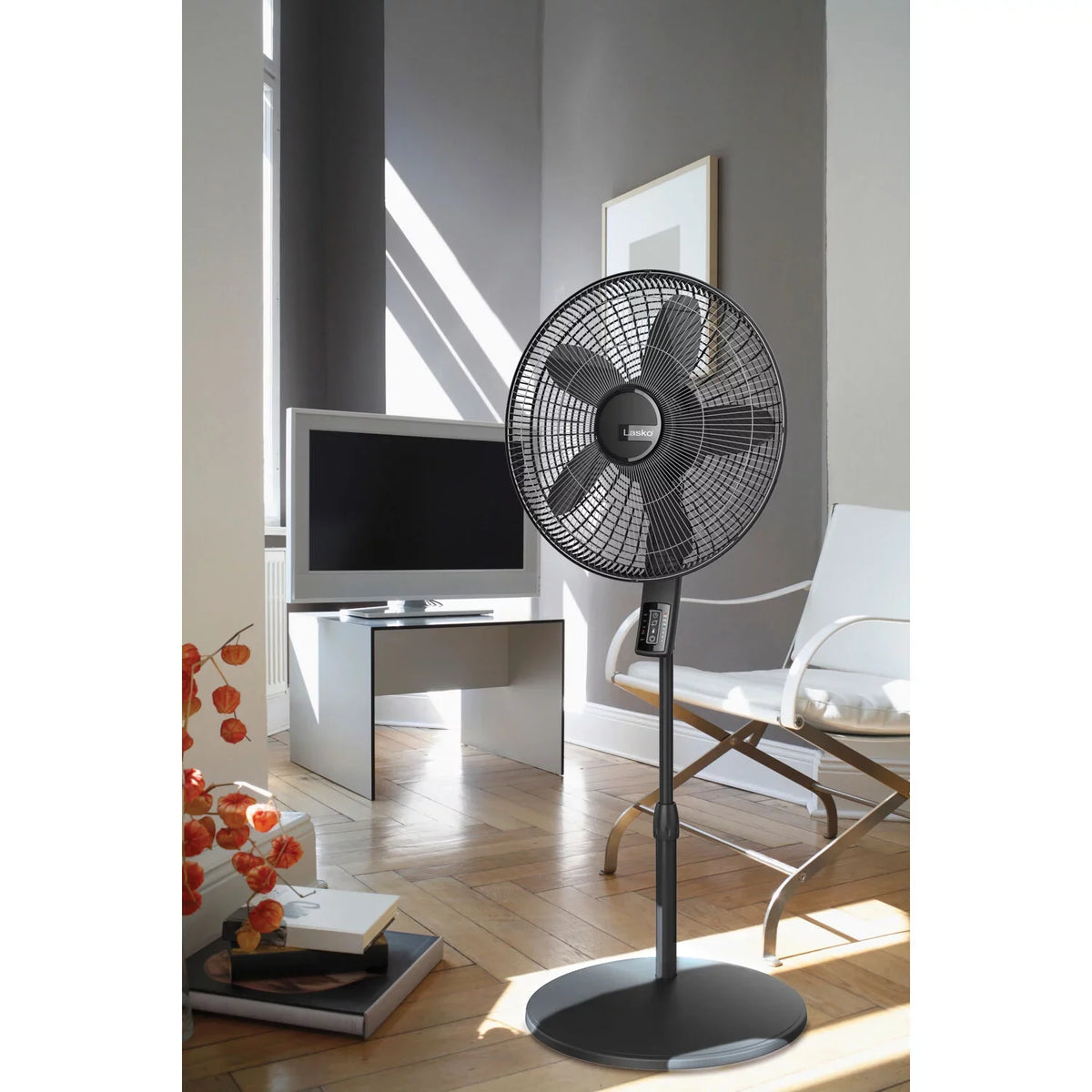 Blade Adjustable Remote Fan Elite Thermostat, Control and Collection Black Pedestal with Quiet Lasko
