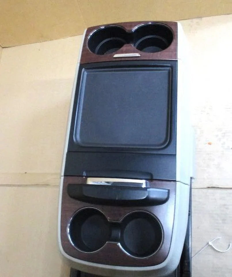 w/ Pre-Owned Center Console Gray Sienna Sliding 11-20 Toyota Entertainment (Good) Rear