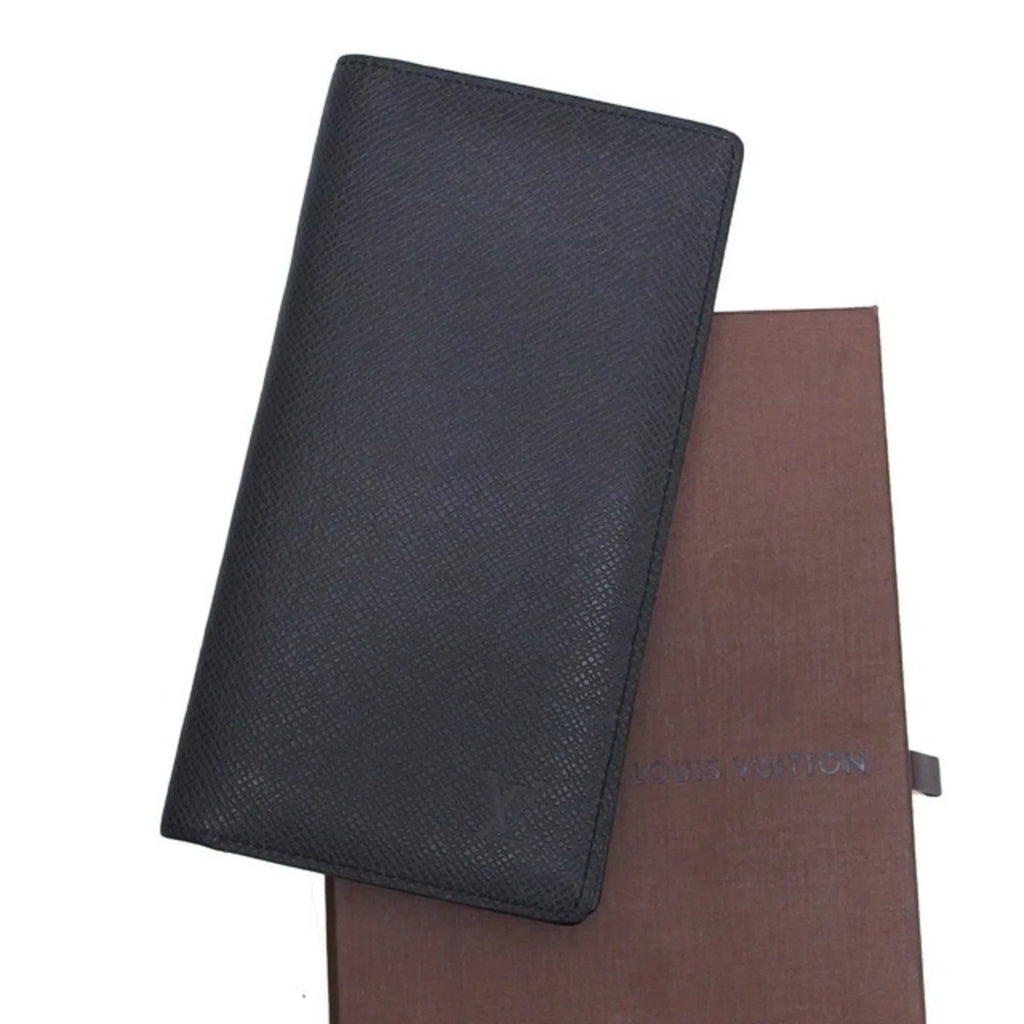 Pre-Owned Wallet (Good) Long Vuitton Black Bifold Billfold Taiga Louis