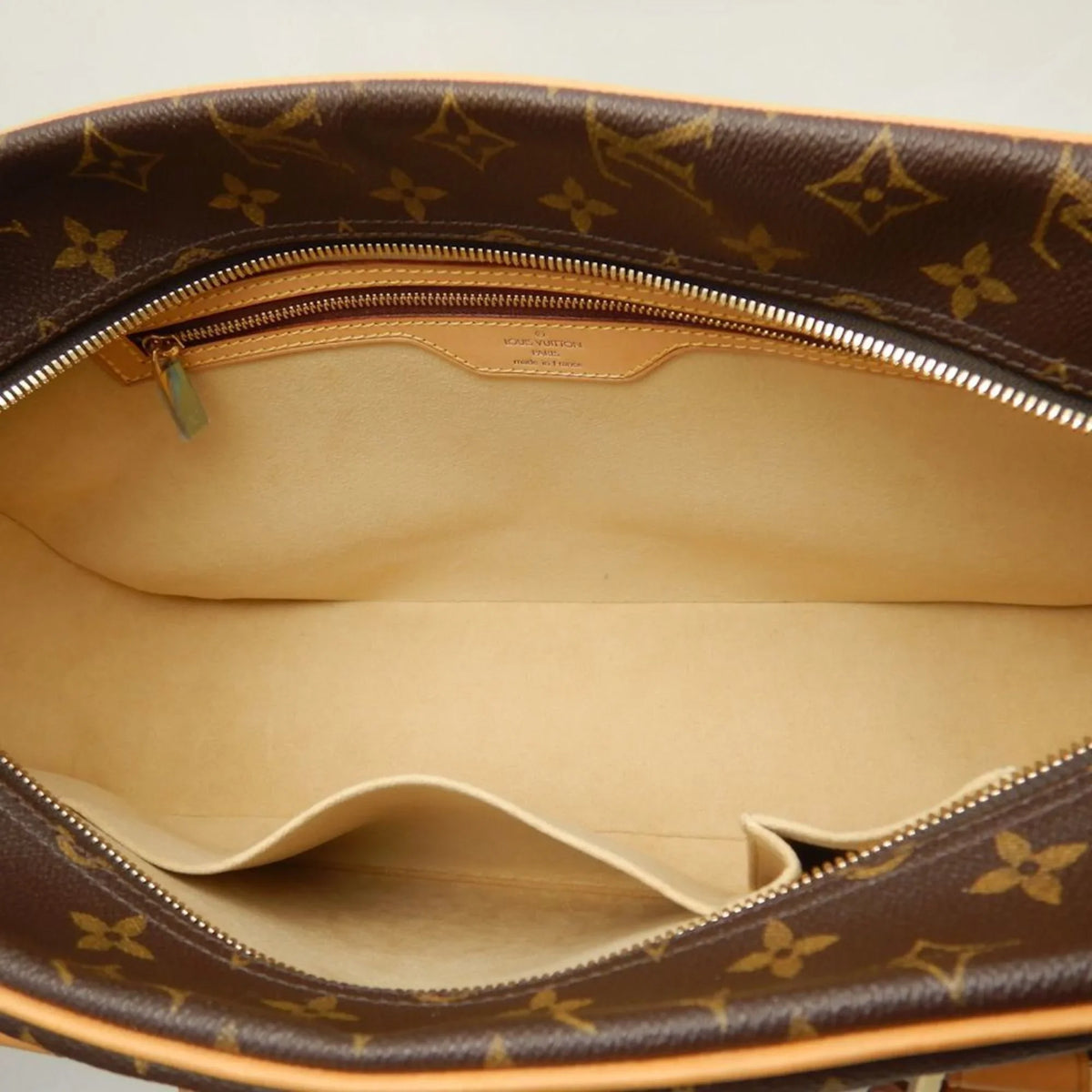M51181 Pre-Owned City Shoulder Bag Monogram Brown (Good) 251475
