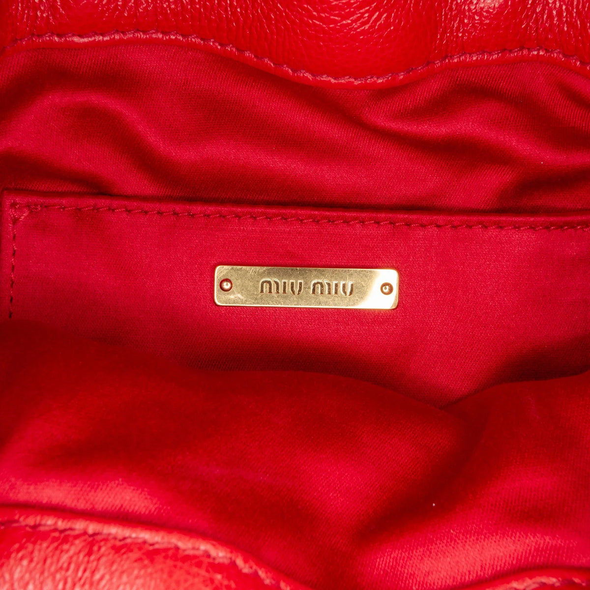 Miu Unisex Bucket Leather Accent Bag Pre-Owned (Good) Red Calf Tassel DrawstringBag Authenticated Miu