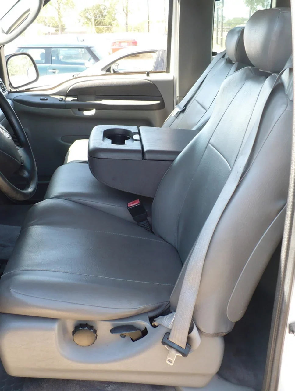 Front 40/20/40 Ford With Adjustable Endura Camouflage Seat Headrests, Split XD3C F250-F550 2001-2007 F83 in