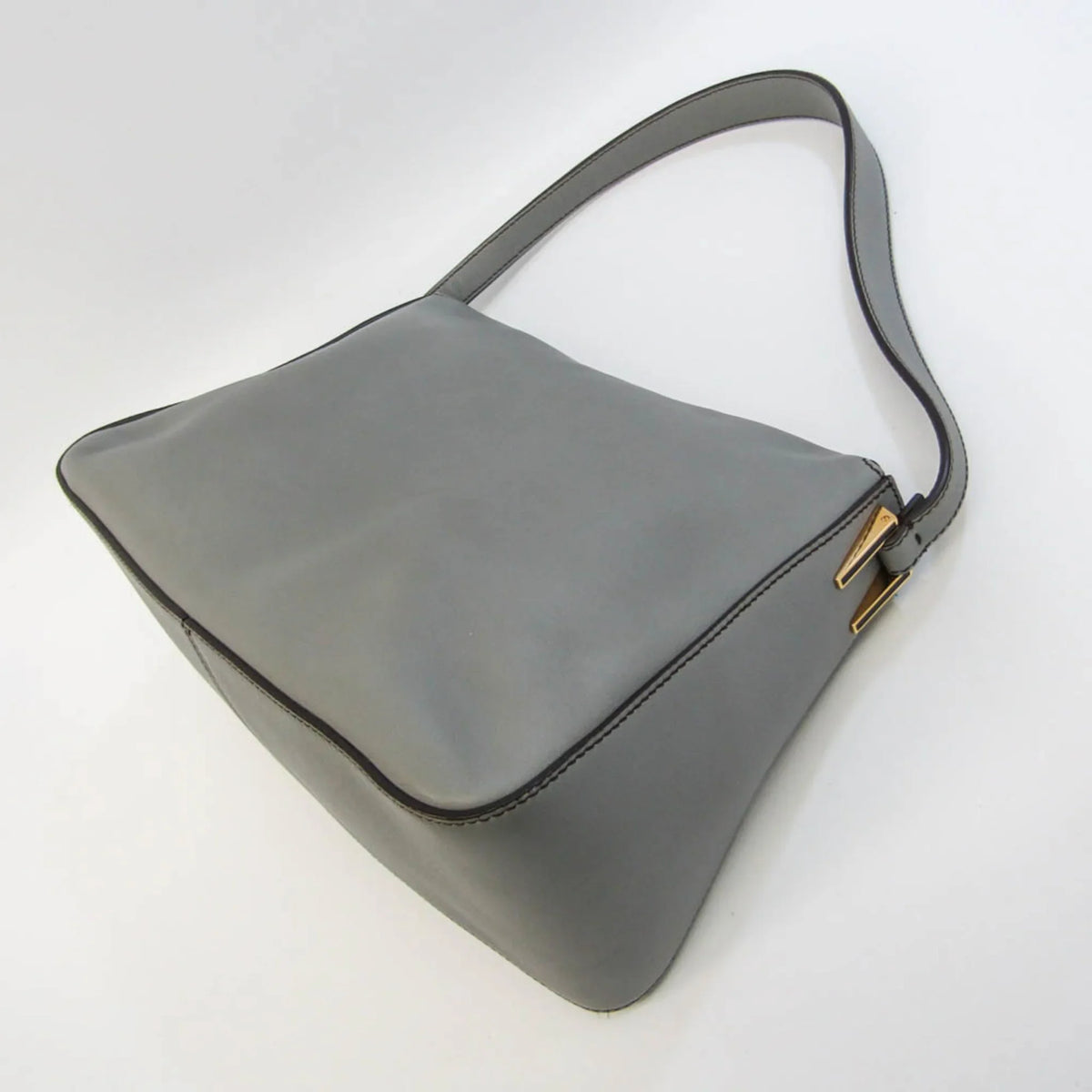 Gray (Good) Women's Leather Big Fendi Bag Mamma 8BR638 Pre-Owned Bucket Shoulder