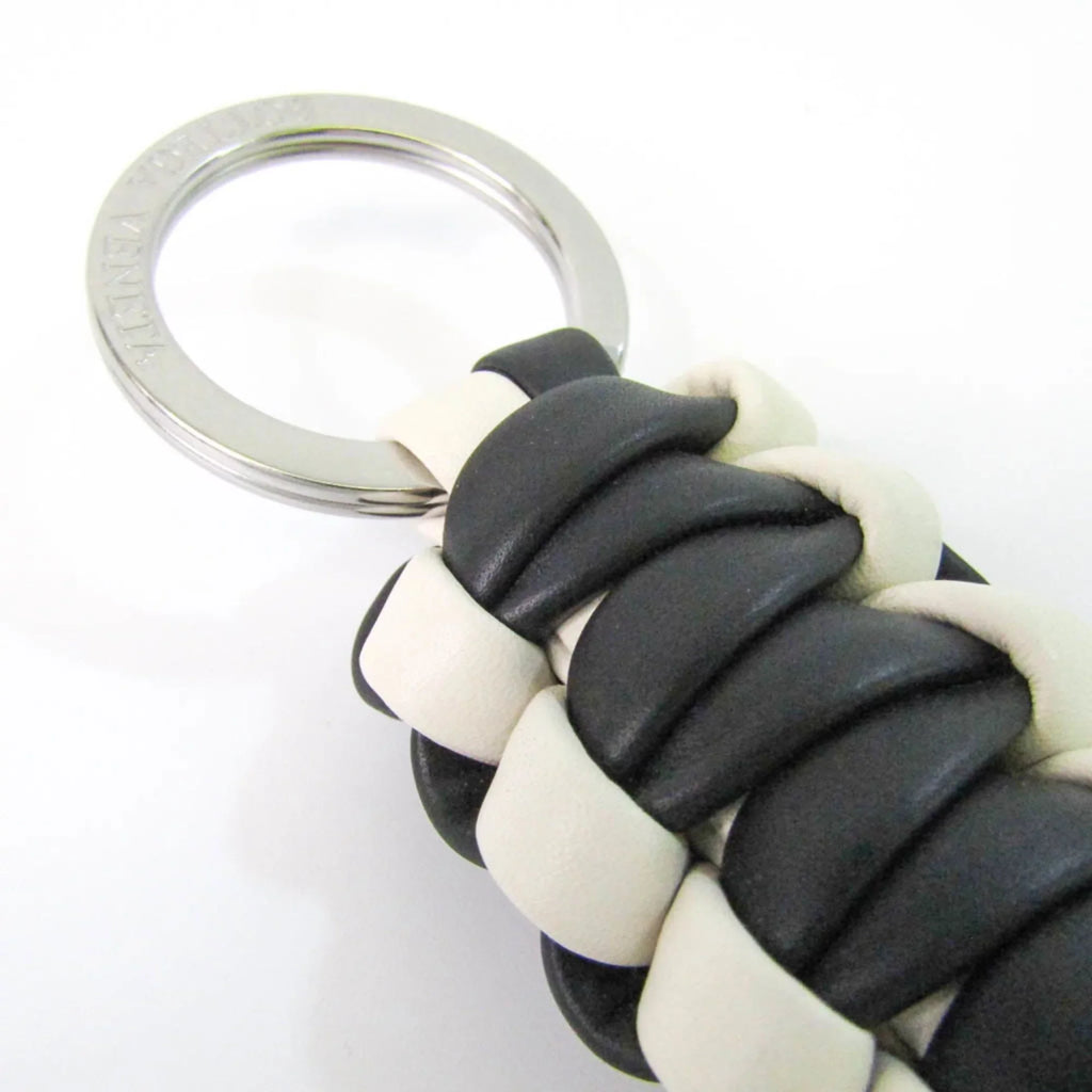 Bottega Black,White Veneta (Good) Pre-Owned Men,Women Handle