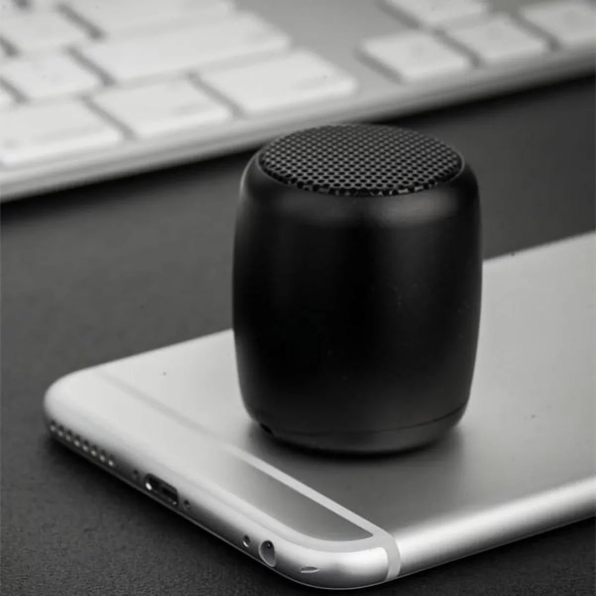 for ZMax For 11 with Remote Audio Wireless Mic Cellular - ZMax Connect, Multimedia 11 Rechargeable Speaker Connect, Shutter Verve Mini Verve Black Consumer
