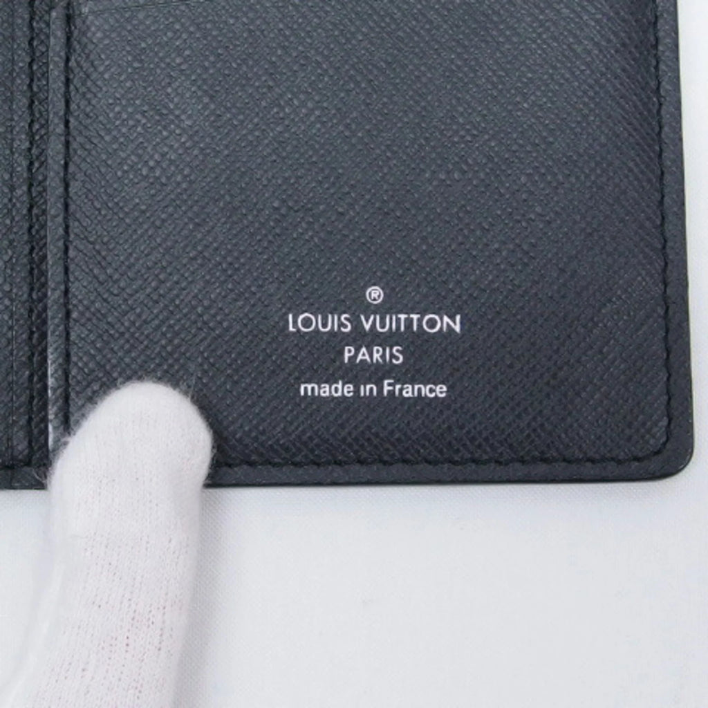 Pre-Owned Wallet (Good) Long Vuitton Black Bifold Billfold Taiga Louis